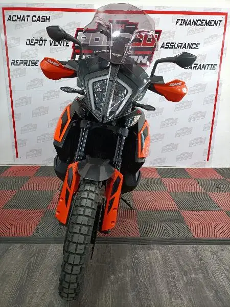 790 ADVENTURE