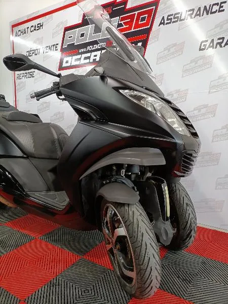 METROPOLIS 400