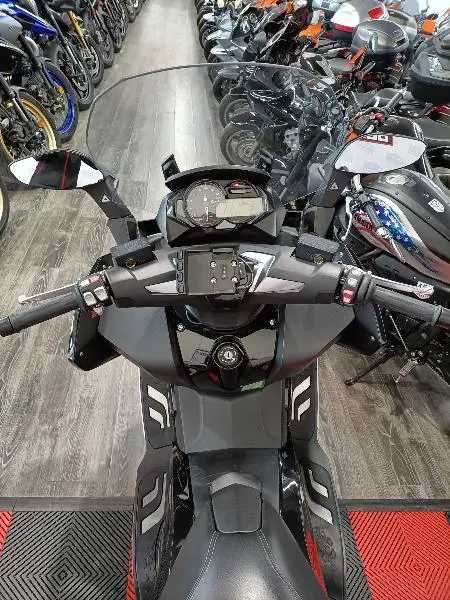 C 650 GT