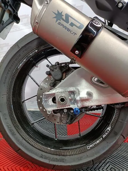 R1M