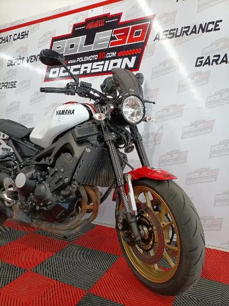 XSR 900