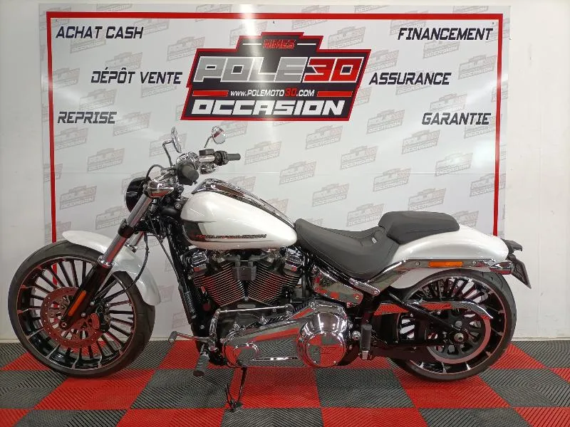 SOFTAIL BREAKOUT 1868