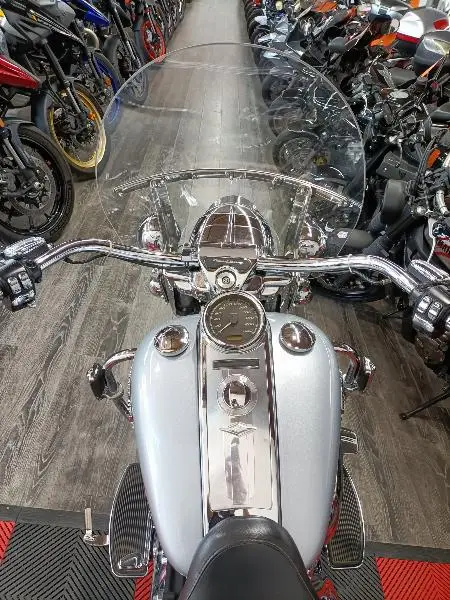 TOURING ROAD KING 1745