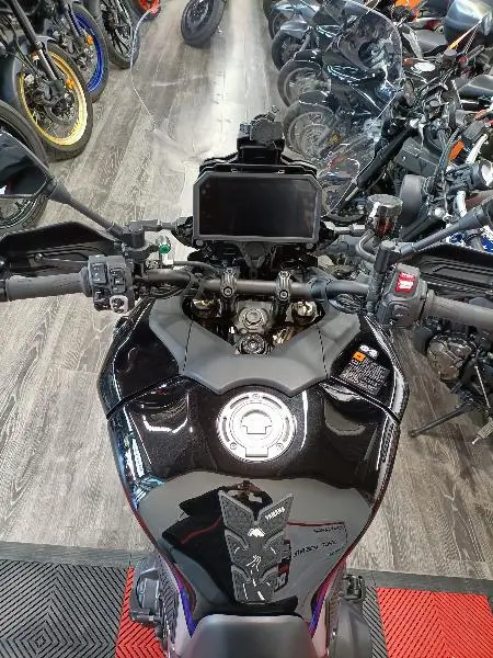 TRACER 9 GT