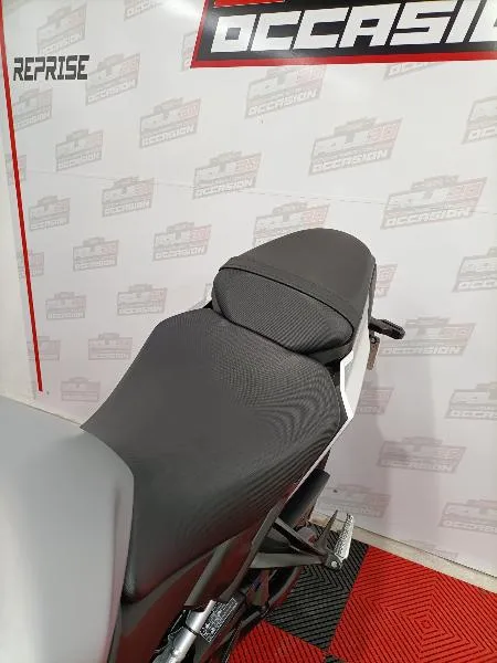 GSXS 1000