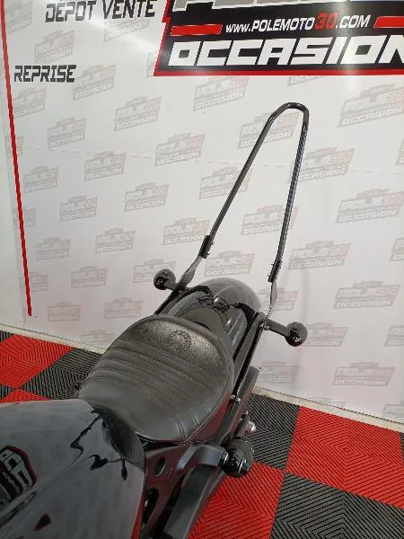 SCOUT BOBBER SIXTY