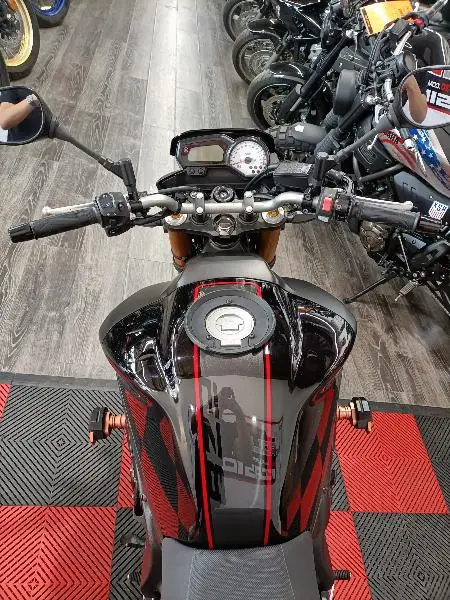 FZ8