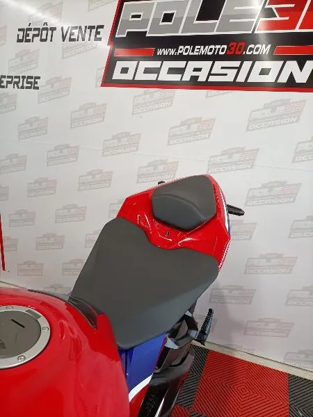 CBR 1000 RR FIREBLADE  HRC