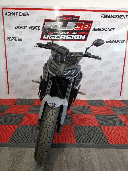 MT09