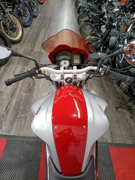 F 800 R