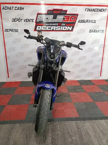 MT09