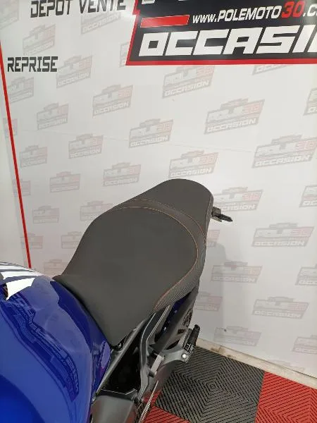 MT09