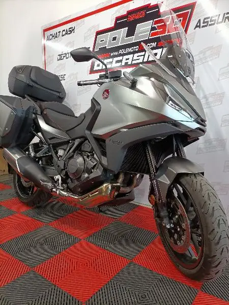 NT 1100