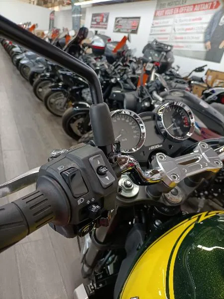 Z 900