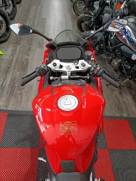 SRK 921 RR