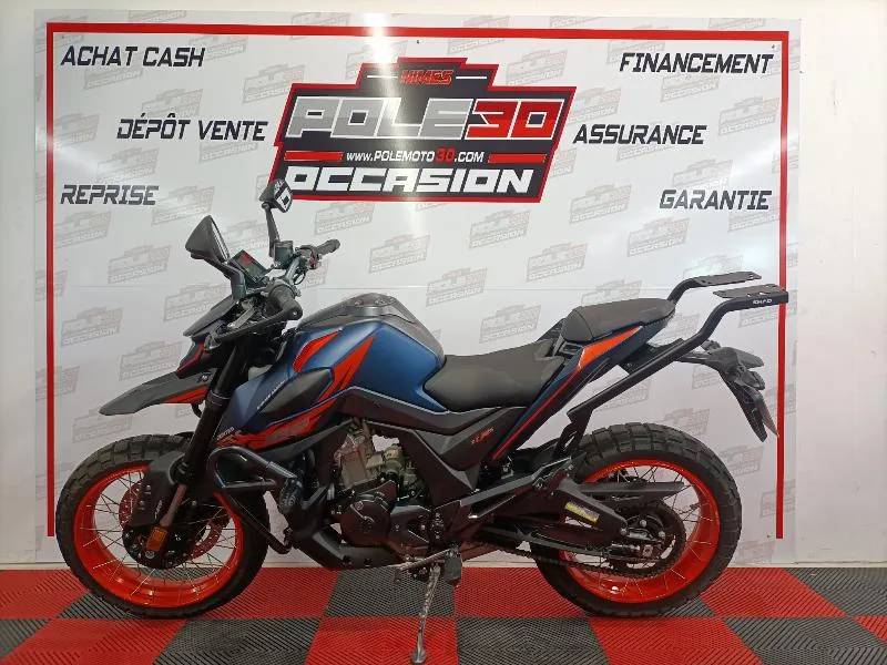 125 U