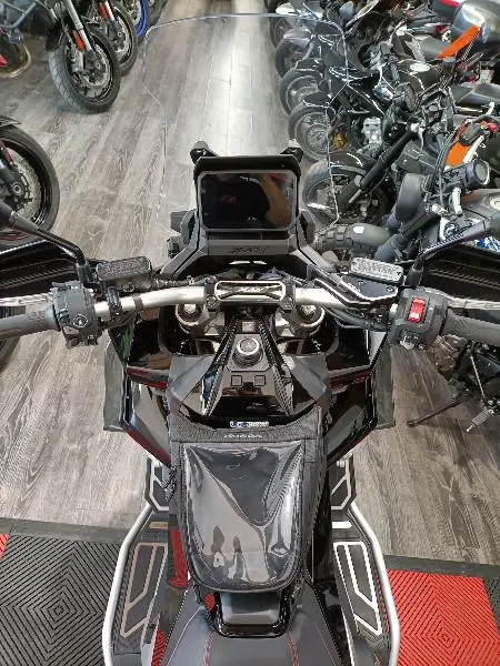 XADV 750 DCT