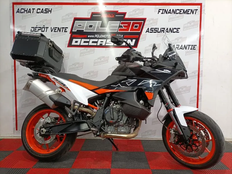 890 ADVENTURE SMT