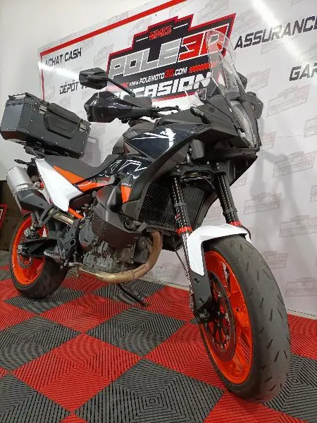 890 ADVENTURE SMT