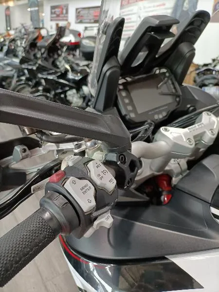 MULTISTRADA 1200 S TOURING