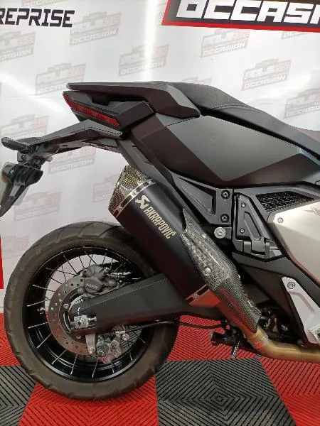 XADV 750 DCT