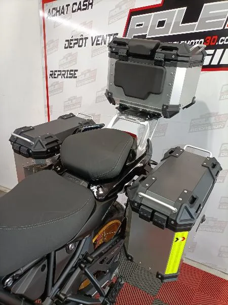 SRT 700 SX