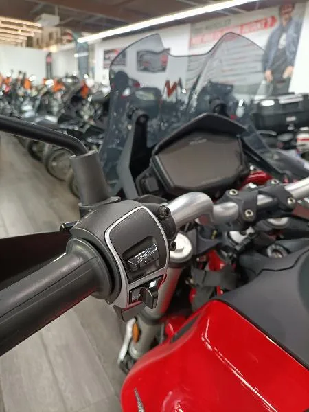 V85 TT 850