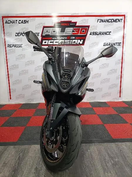 GSX8R