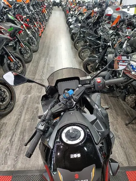 GSX8R