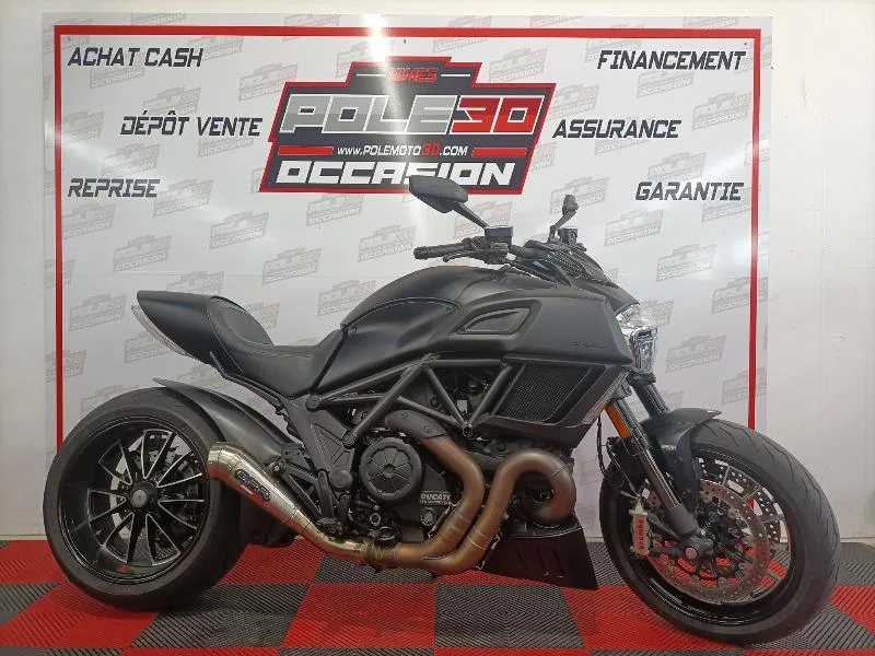 DIAVEL DARK