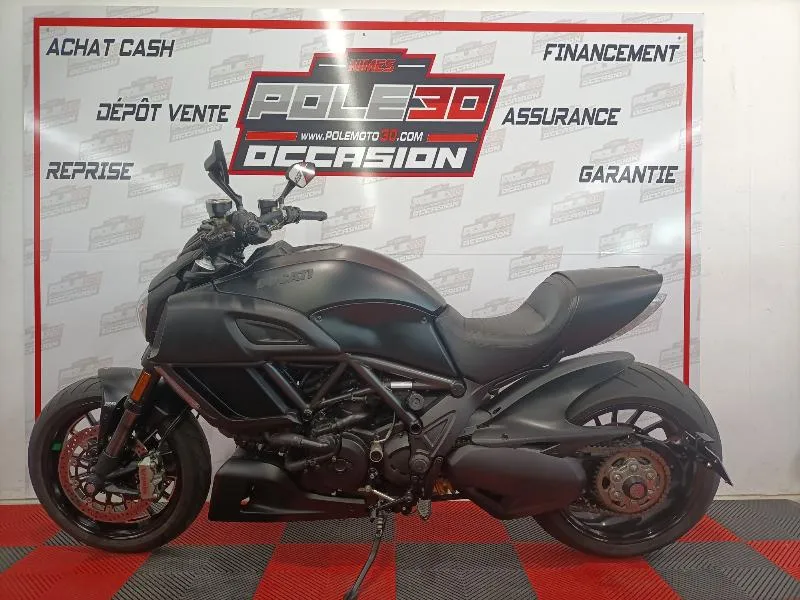DIAVEL DARK