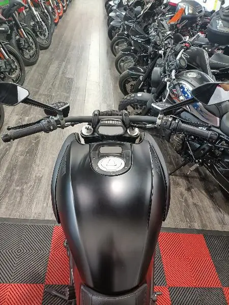 DIAVEL DARK