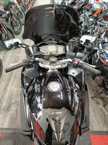 FJR 1300 AE