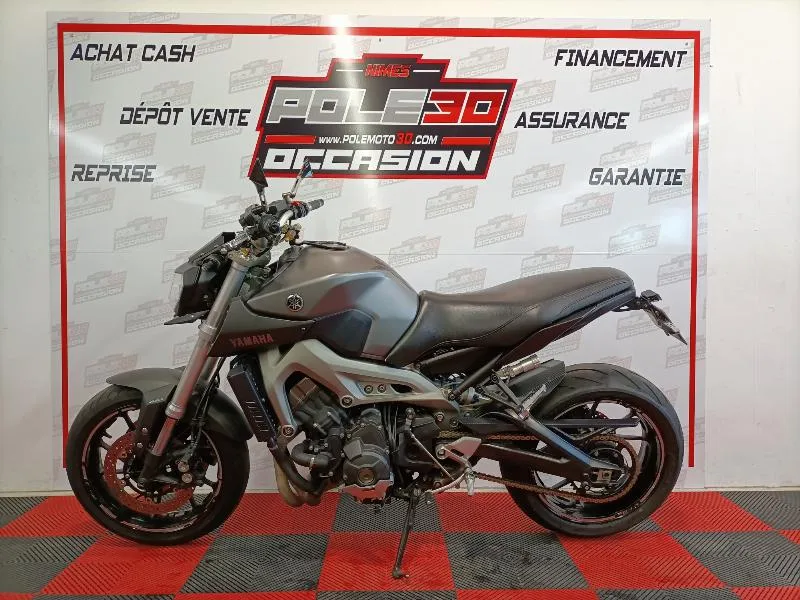 MT09