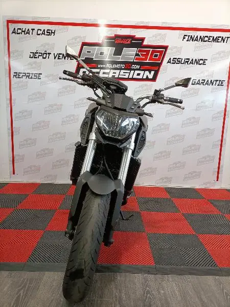 MT09