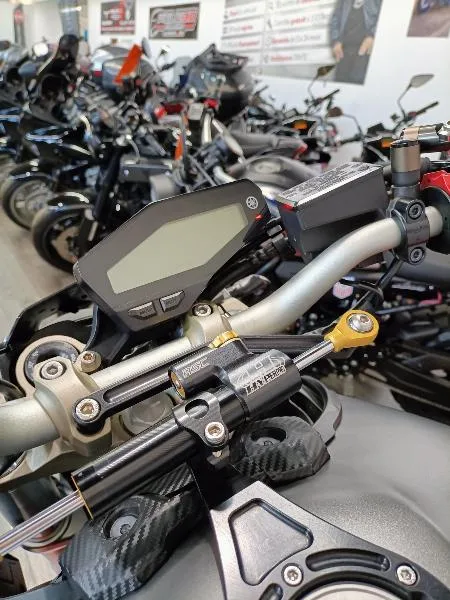 MT09
