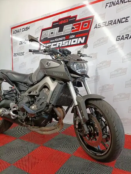 MT09