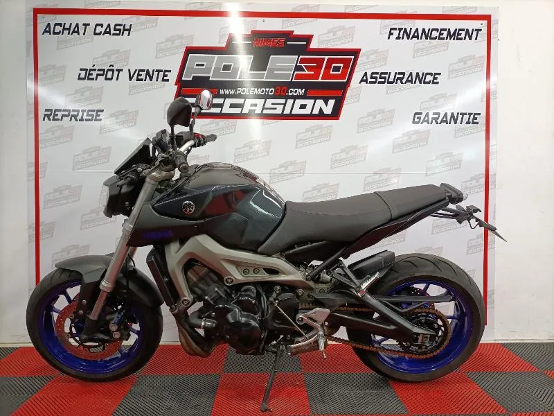 MT09