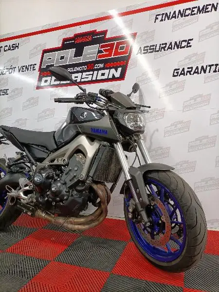 MT09