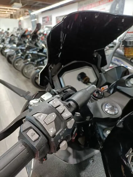 NINJA 1000 SX
