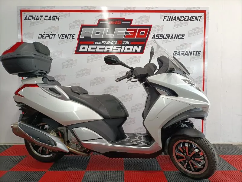 METROPOLIS 400