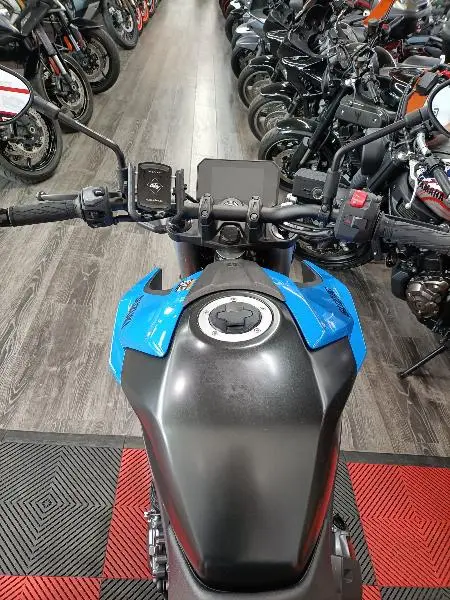 GSX8S