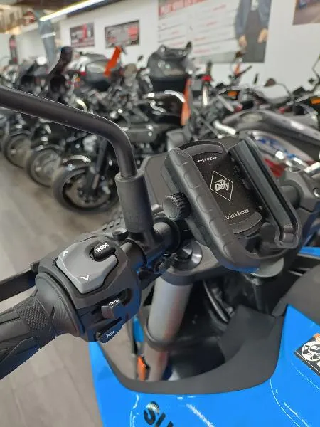 GSX8S