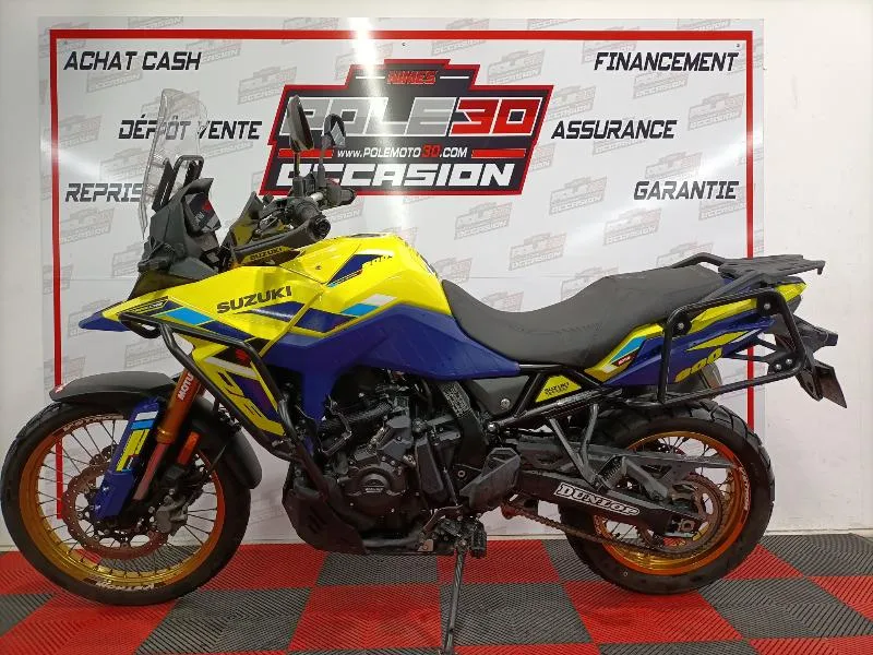 DL VSTROM 800DE