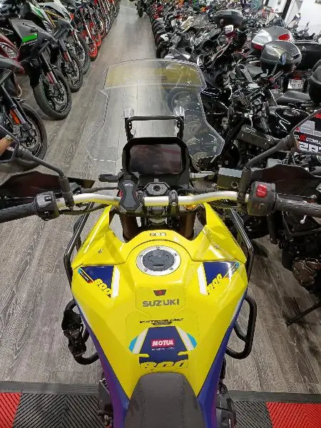 DL VSTROM 800DE
