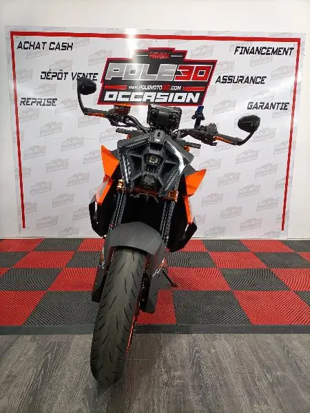 990 DUKE