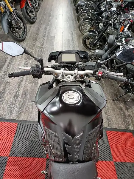 MT10