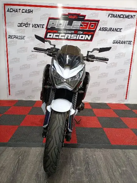 Z 800