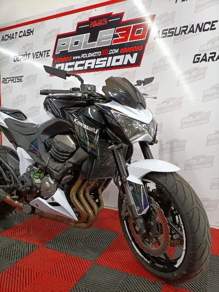 Z 800