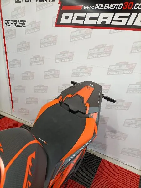 990 DUKE